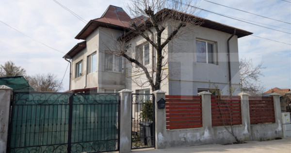 Casă individuală de v&acirc;nzare, 120 mp, zona Bucșani