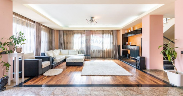 Vanzare Vilă cu 7 camere Corbeanca