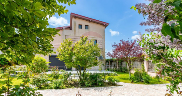 Vilă pentru familie sau afacere, 329 mp utili &icirc;n Corbeanca