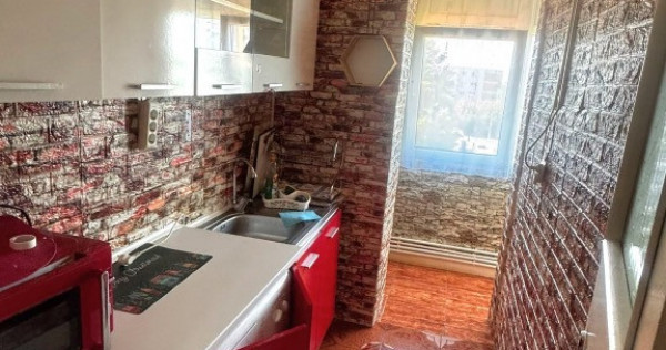 Apartament de vanzare cu 3 camere Est