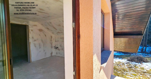 Casa P+M si 1400 mp teren,langa parau si padure, com.Piatra Soimului