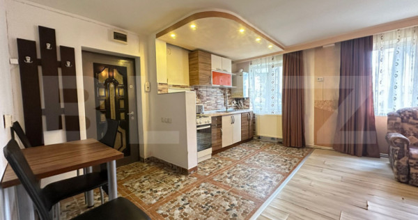 Apartament cu 3 camere, decomandat, parter &ndash; Gojdu, spați