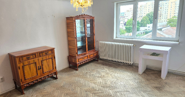 Vand apartament cu 2 camere in Deva, zona ultracentrala (Piata), 56 mp