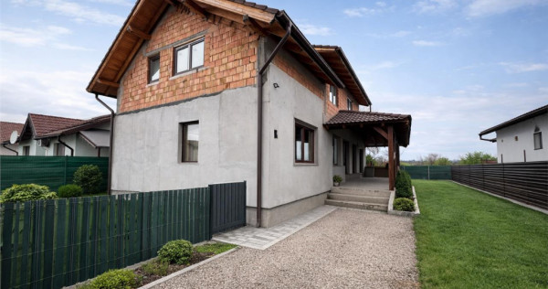 Vila individuala,5 camere,5 bai,170mp utili,areal A,teren 6