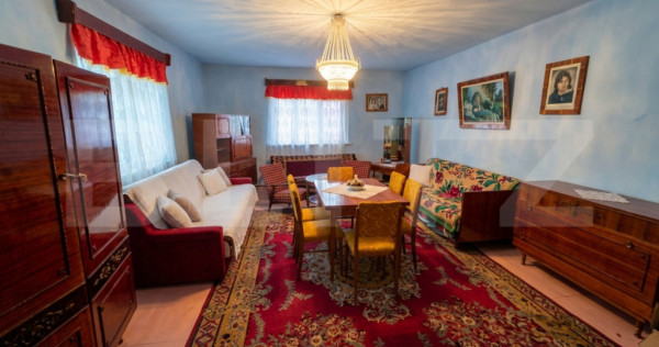 Casă de v&acirc;nzare &icirc;n Blaj &ndash; 120 mp utili, P+E, teren 200