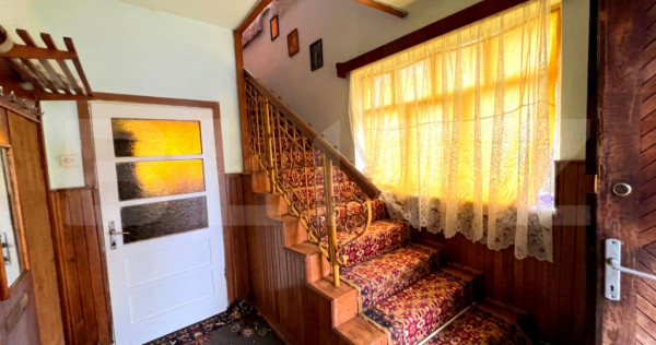 Casă de v&acirc;nzare &icirc;n Blaj &ndash; 120 mp utili, P+E, teren 200