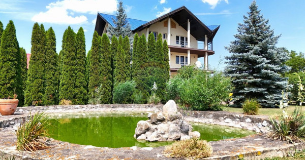 VILĂ CU IAZ ȘI 2.418 MP TEREN | GHIMBAV &ndash; LIVADA | CO...