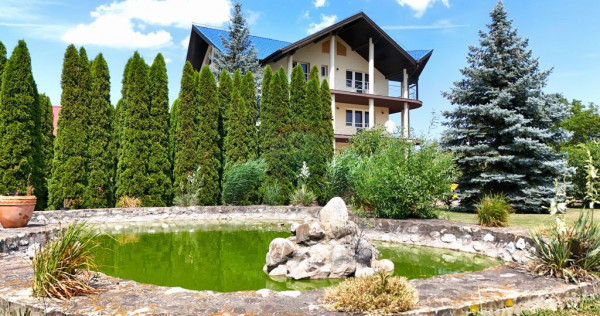 VILĂ CU IAZ ȘI 2.418 MP TEREN | GHIMBAV &ndash; LIVADA | CO...