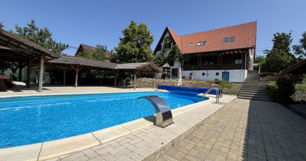 Proprietate de patrimoniu pe malul lacului Paleu -&nbsp;Teren...