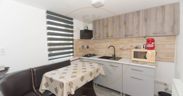 Casa cu 3 camere renovata