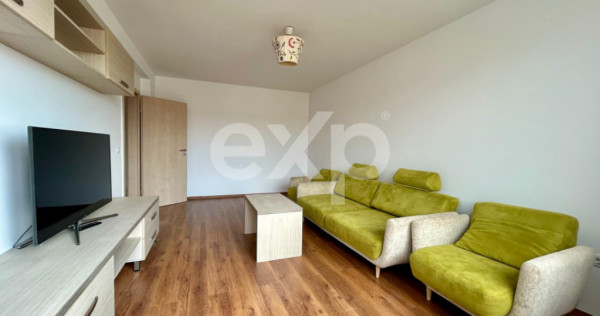 Apartament 2 camere de v&acirc;nzare &ndash; Tractorul, loc parcare 1