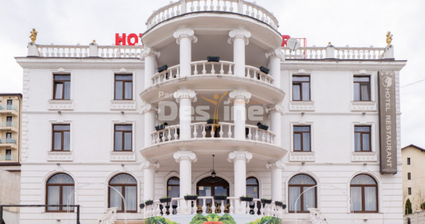 Hotel de v&acirc;nzare, ideal pentru horeca sau clinică medical?