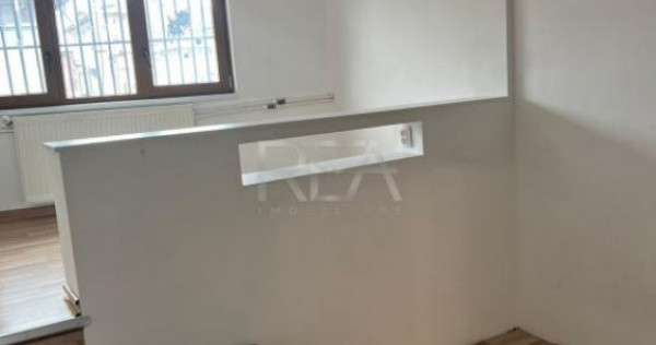 Apartament 5 camere &icirc;n Vilă &ndash; Calea Călărașilor, 110m