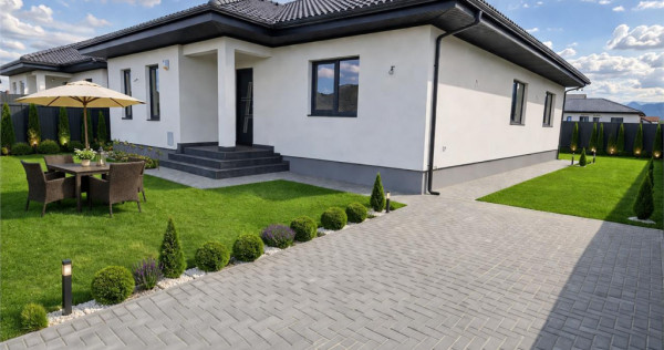 Cocheta vila noua, finisata, standard superior, intabulata,