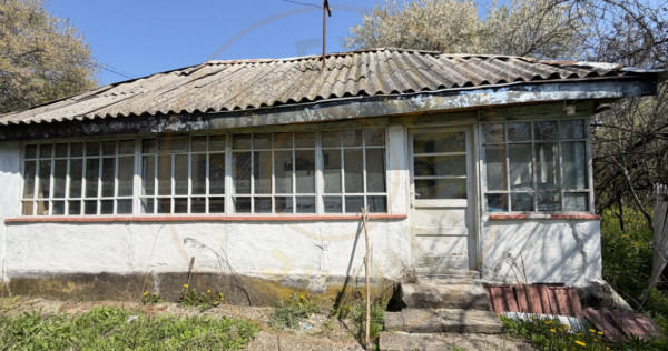 Teren 1047 mp + casă | deschidere DN | Lunca Corbului