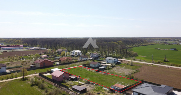 TEREN 2.500 MP, DESCHIDERE 30.66 ML, L&Acirc;NGĂ PĂDURE, POSIBI