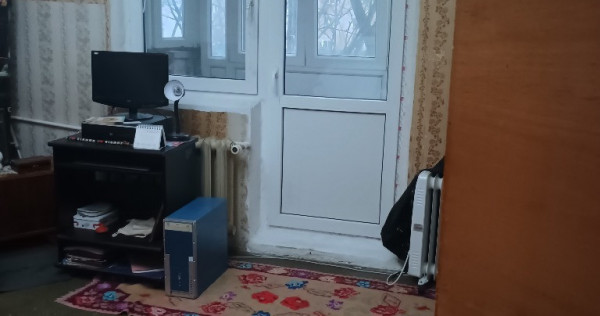 Schimb apartament 4 camere Uverturii &ndash; Teatrul Masca | 95 mp | 2 băi |