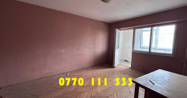 - Apartament 2 camere 54mp, confort 1 decomandat, Zona Garii