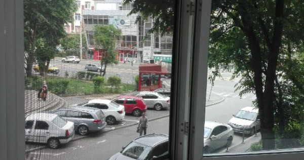 Garsoniera metrou Tineretului, Gheorghe Sincai, Piata Norilor, Timpuri