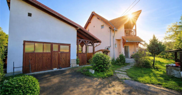 Vila duplex spatioasa in Chilieni, Sfantu Gheorghe,6 camere,