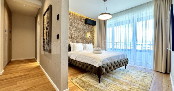 Penthouse de lux, prima &icirc;nchiriere, priveliște spre Tam...