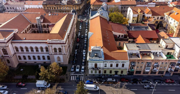 De &icirc;nchiriat spațiu ultracentral, ideal pentru multiple...