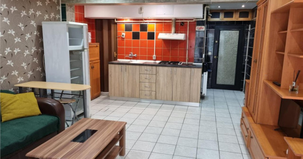 Apartament de doua camere la casa CENTRU