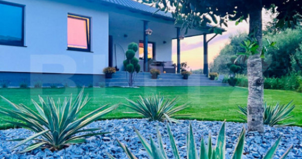 Casa moderna, suprafata utila 145 mp, 5 ari teren, zona Lapt