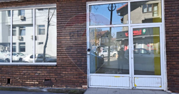 Spațiu comercial de 83.6mp de &icirc;nchiriat &icirc;n zona Est