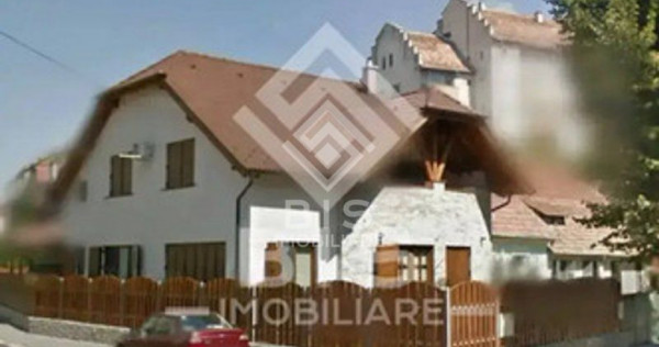 Casa P+M - P-ţa Petru Rareş 400mp Teren