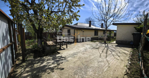 Casă 4 camere plan parter cu beci și anexe + 720 mp curte