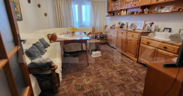 Apartament cu 3 camere, 73 mp, zona centrala