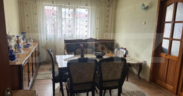 Apartament 3 camere, 56 mp, Campeni