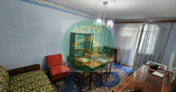 Apartament 4 camere, centru, etaj 1