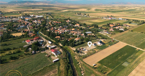 Teren intravilan, aliniament apreciabil, 741mp, Targu Secuie
