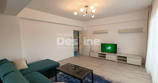 Apartament cu 3 camere, balcon 20 mp, loc de parcare acoperi