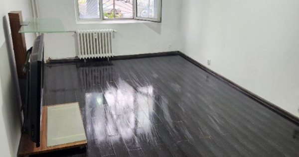 Proprietar 4 camere Rahova, parter, 83 mp + 7mp boxă, renovat, liber