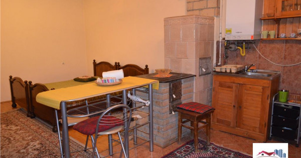Casa de Inchiriat in Zona Cetatii