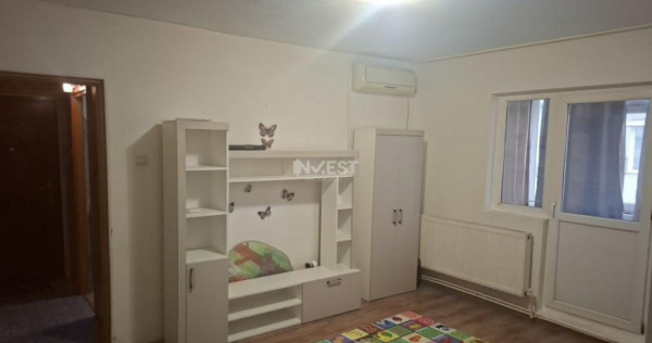 Apartament 3 camere-Zimbru