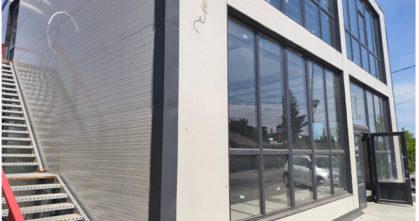 Spațiu comercial Hală nouă de &icirc;nchiriat Central Pante...