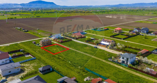 Teren S&acirc;npetru | PUZ aprobat | 434 mp / 868 mp | P+1+M |...