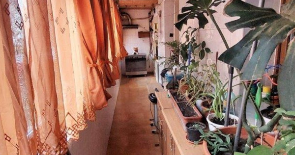 4 Camere Crangasi - Parter cu balcon 10 mp