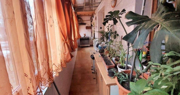 4 Camere Crangasi - Parter cu balcon 10 mp