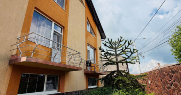 Casa individuala - 9 camere, 868 mp teren, zona Micro 1
