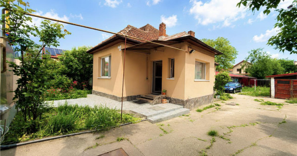 Casa in zona Florilor cu teren de 579 mp la
