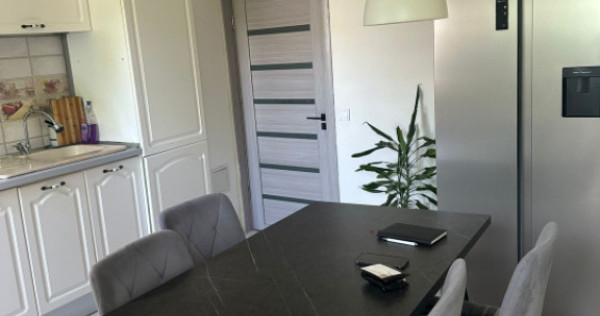 Apartament 3 camere, decomandat, 76 mp, zona 1 Mai