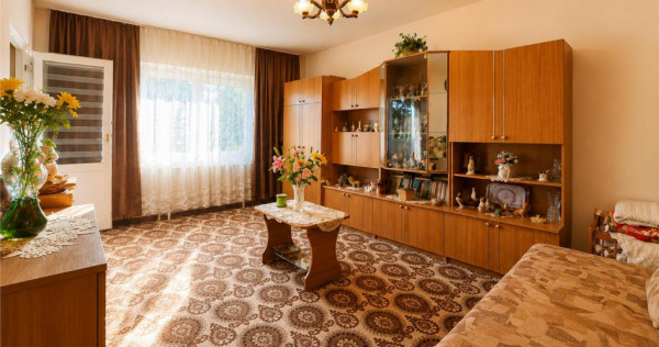 Apartament 2 camere, decomandat, etaj 2, Lenin, Sfantu Gheo