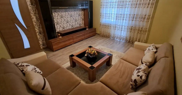 V&acirc;nd Apartament cu 3 camere decomandat
