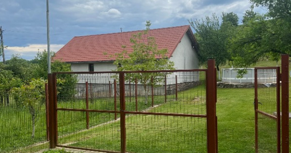 V&acirc;nd casă proprietate sat Sulighete,com.Soimus,jud.Hunedoara