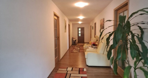 Casa compusa din 2 apartamente distincte, Tomesti